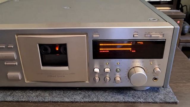 Кассетная дека Teac V 7000 смотреть онлайн