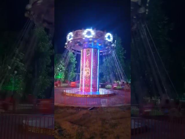 Цепочная карусель Диснейлэнд смотреть онлайн