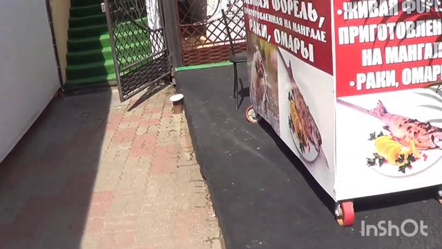 Лазаревское, прогулка вдоль моря на пирс к маяку,май2016г смотреть онлайн