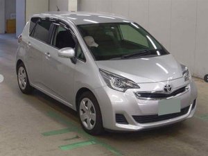 Установка туманок на тойота Рактис 120