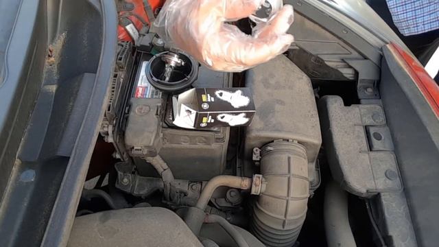 How to Change a Driver Side Headlight on a Kia Rio (2012, 2013, 2014, 2015, 2016, 2017, 2018) смотреть онлайн