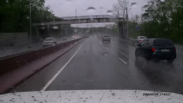 Подборка страшных ДТП. Гонщики на дорогах №2 смотреть онлайн