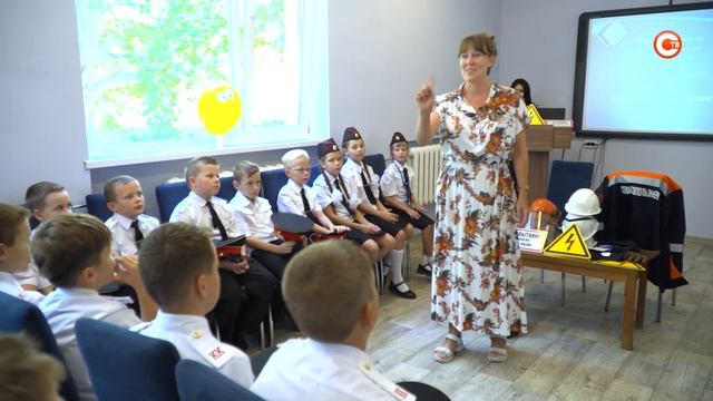 Сотрудники «Севастопольэнерго» проводят уроки по электробезопасности смотреть онлайн