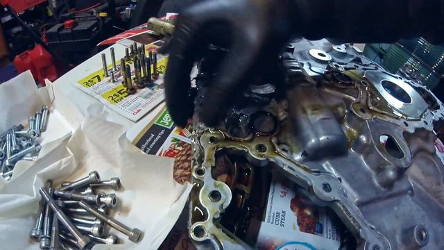 Taking apart the ez30 timing cover AGAIN | Ep.76 смотреть онлайн