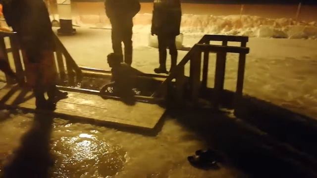 крещение на красном озере смотреть онлайн