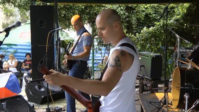 10.Streetkids party - Operace Artaban - Skinhead tady je смотреть онлайн