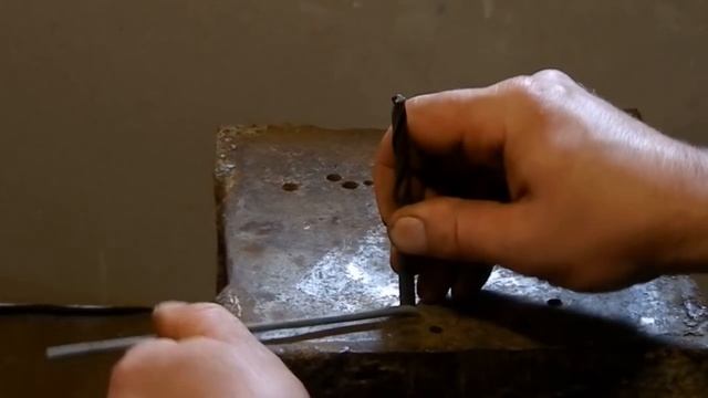 Изготовление насторожки проходного капкана КП-120, часть 1. смотреть онлайн