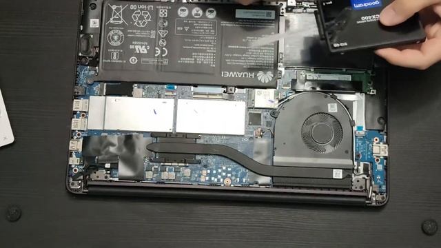 Ноутбук Huawei Matebook D 15 Mrc-w10 разборка, установка дополнительного (второго) диска  SSD (HDD)
