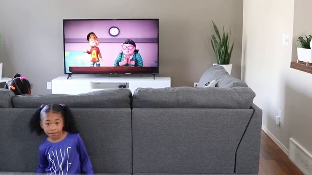 The TV Is Broken! | Sefari Pranks Sekora - Pretend Play смотреть онлайн