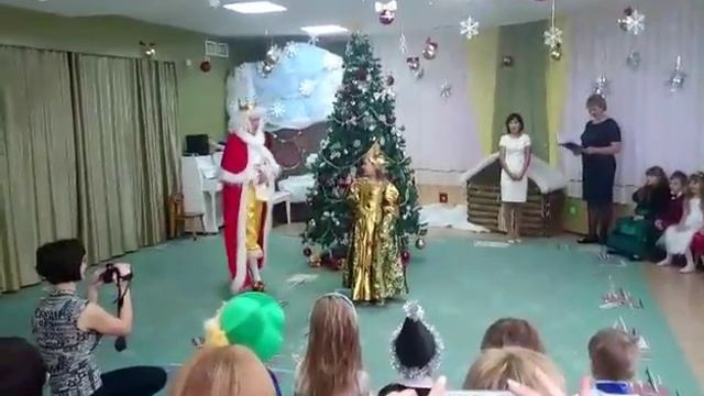 Утренник на новый год в садике цветик семицветик смотреть онлайн