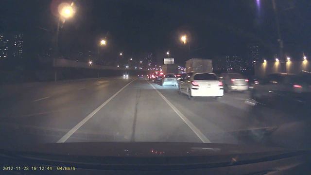 Объезд пробки по спец полосе смотреть онлайн