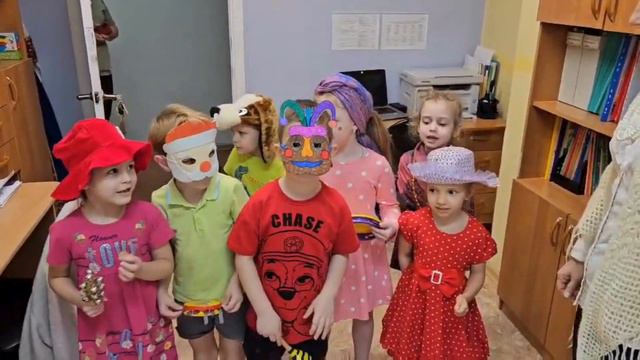Рождественские колядки в группе «Конек горбунок» МАДОУ № 9