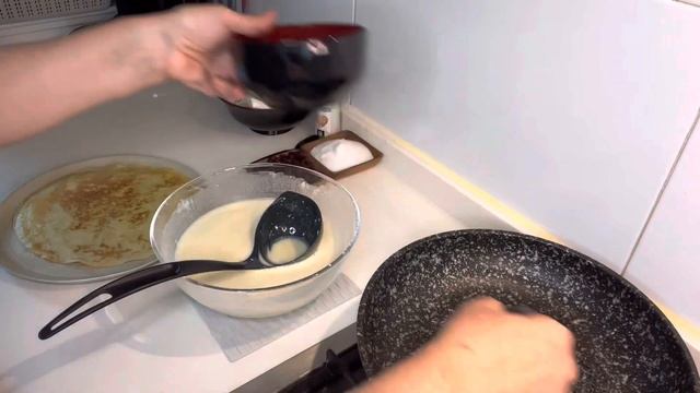 Нежные блинчики с творожной начинкой на сыворотке! смотреть онлайн