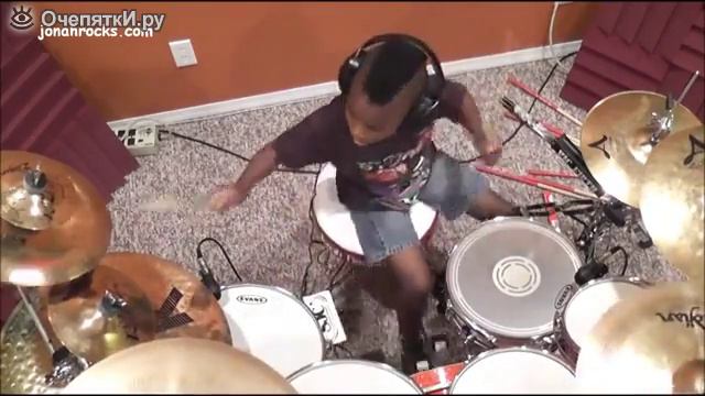 Маленький удалой барабанщик смотреть онлайн