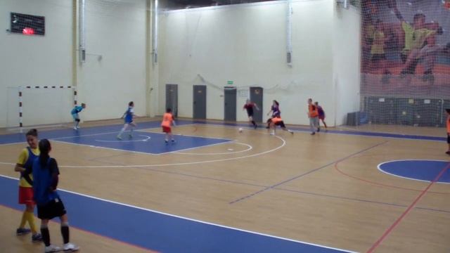7:3 последние минуты игры Метеор2008 VS Метеор(женск)2006 27.10.2021 конец товарищеского матча мин смотреть онлайн