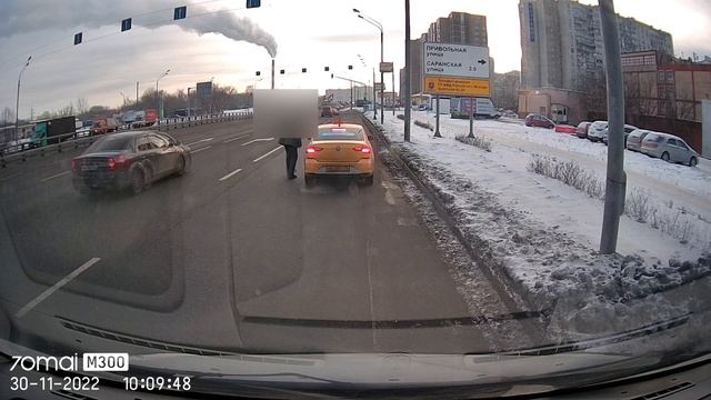 Таксист года или подстава на дороге?! смотреть онлайн