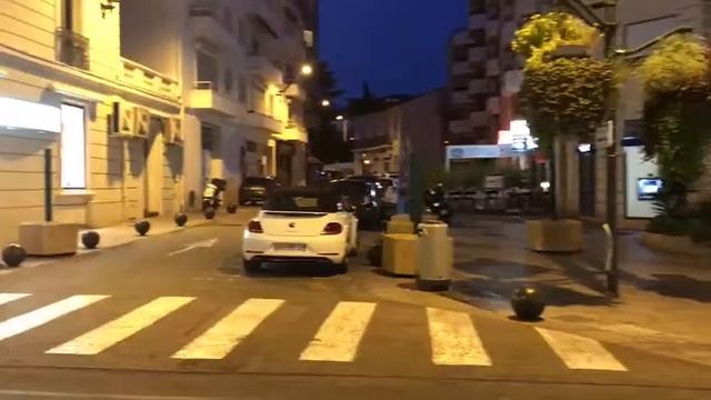 Франция Вечер в Каннах Улица Антиб Rue d`Antibe смотреть онлайн