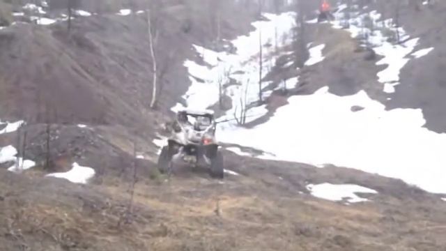 Колеса vs Гусениц смотреть онлайн