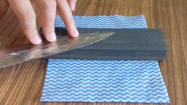 Как наточить НОЖ ? Заточка Шеф-Ножа на точильном круге и бруске