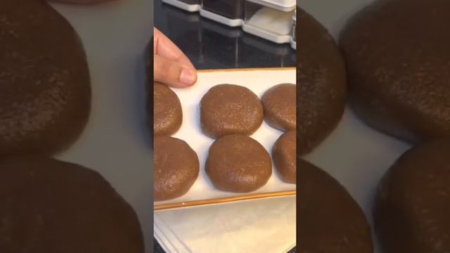 Без духовки! Без выпечки! Сгущенку с какао взбиваем ! Вкуснятина к чаю за 3 минуты! смотреть онлайн