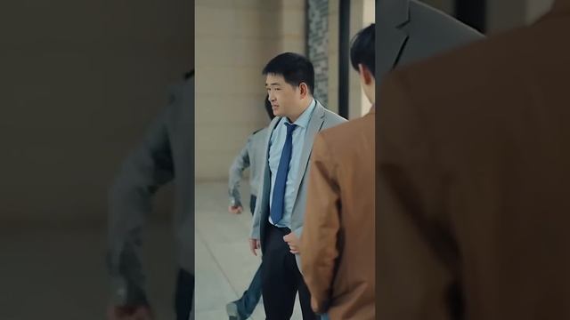 替情敵養了5年的孩子，老婆居然也是假冒的，小夥被氣到吐血身亡，重生後開始改命逆襲人生巔峰！ 【全網最新大結局】《白金年代》#熱播短劇#逆襲#爽劇 смотреть онлайн