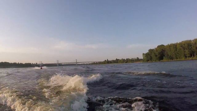 Гидроциклы на Волге / Гидрочи на Волге / покатушки в кимрах смотреть онлайн
