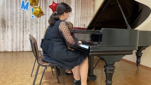 230 С Рахманинов Вальс ля мажор соч 11 номер 4, Жданова Мария, Белобородова Кира смотреть онлайн