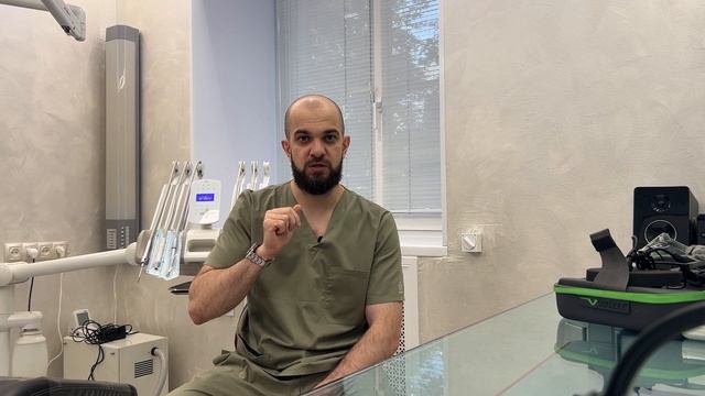 Стираемость зубов. Проблемы в суставе. Почему важно ортодонтическое лечение? смотреть онлайн