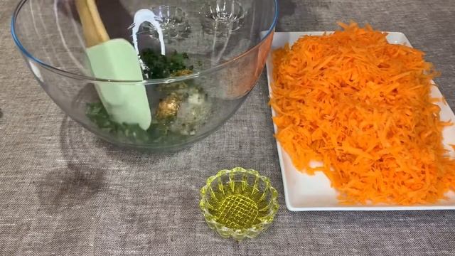 Пикантный морковный салат с мятой. смотреть онлайн