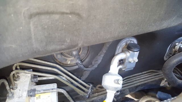 2014-2019 Kia Soul ac low pressure port suction line replacement смотреть онлайн