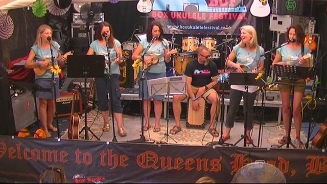 The StrummingBirds - Box Ukulele Festival 2018 Live from The Queens Head Box смотреть онлайн