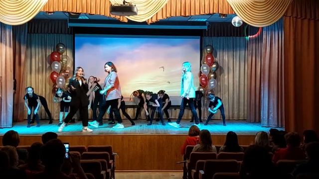 "Нас учили быть птицами" смотреть онлайн