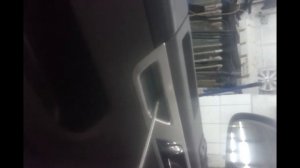 как снять обшивку двери мультивэн