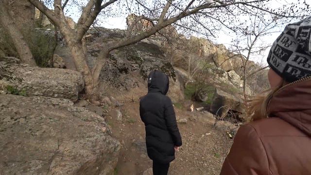 Влог, 17 марта, Семейная прогулка по безлюдным местам, Пурга, Сидим на карантине) Часть 1 смотреть онлайн