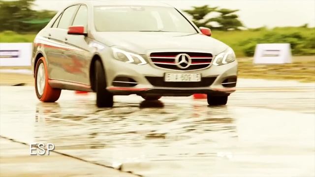Mercedes-Benz Driving Academy Danang 2014 (Teasing) смотреть онлайн