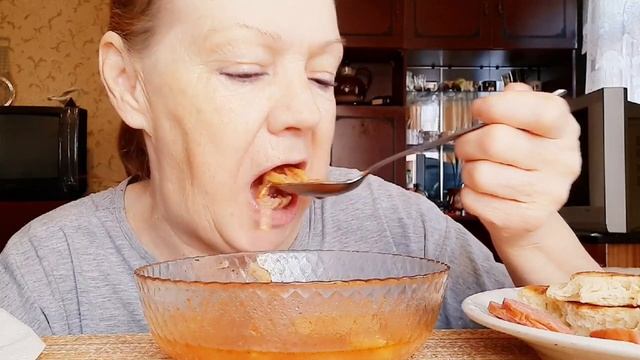 #Мукбанг Russia #Борщ #food #mukbang #вкусно