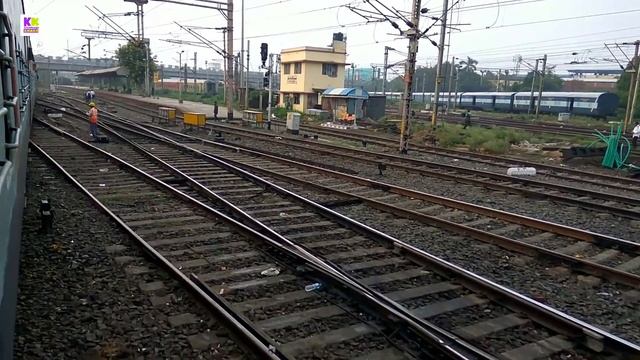 What is difference between Railway Line and Railway Track? смотреть онлайн