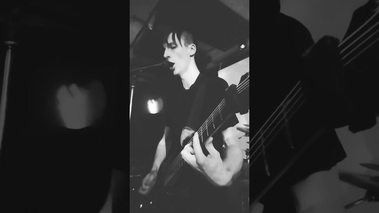 Alienations - Безумие. #alienations #live #alternative_metal #dark_metal смотреть онлайн