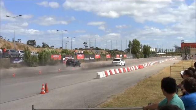 Punto GT verde vs Peugeot 206