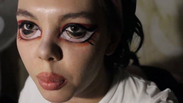 МОЙ ПЕРВЫЙ РАЗ БРАТЦ МЭЙKАП / MY FIRST BRATZ MAKEUP CHALLENGE / САМЫЙ ПЛОХОЙ БРАТЦ МАКИЯЖ ЧЕЛЛЕНДЖ смотреть онлайн