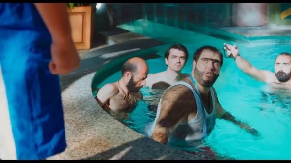 Oyunbozan Nikolay | Recep İvedik 5