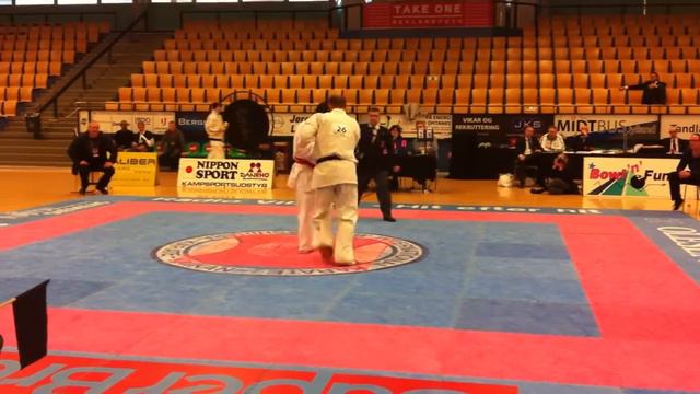 Ashihara Sabaki 2012 - Benno Rasmussen, Denmark - Eidar Khokonov, Russia.MOV смотреть онлайн