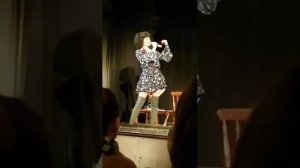 Сола Монова Сильная женщина