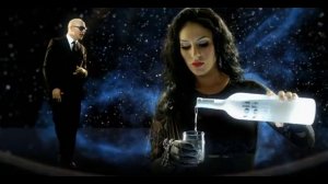 Pitbull - International Love ft. Chris Brown