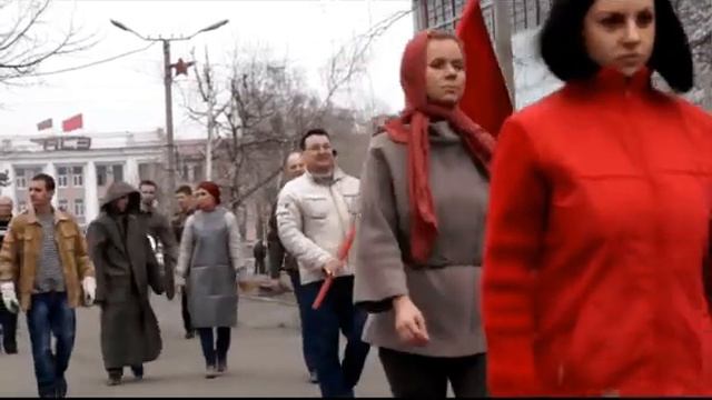 СУПЕРФЛЕШМОБ ЭНЕРГЕТИКОВ Комсомольской-на-Амуре ТЭЦ-2 смотреть онлайн