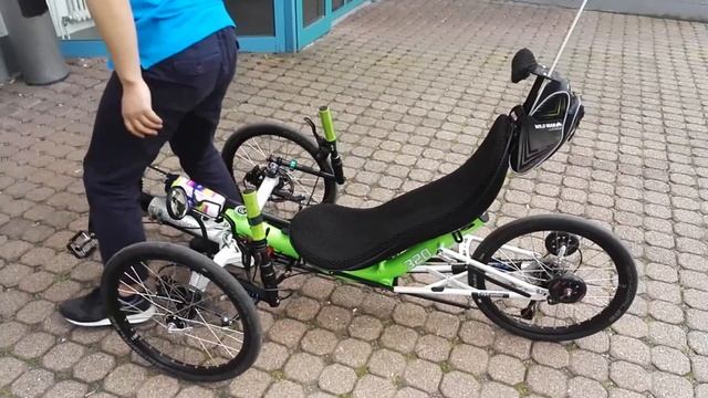 M320 etremly folding recumbent trike--allow to fold into a small package,. смотреть онлайн
