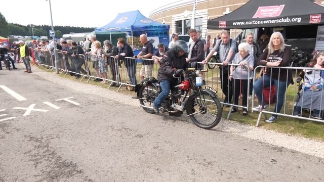 The VMCC's 2023 Banbury Run - classic motorcycle action смотреть онлайн