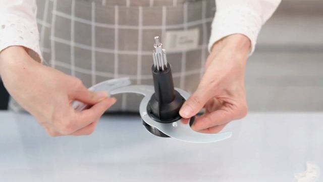 How to Install the Magiccos 14 Cup Food Processor Blades смотреть онлайн