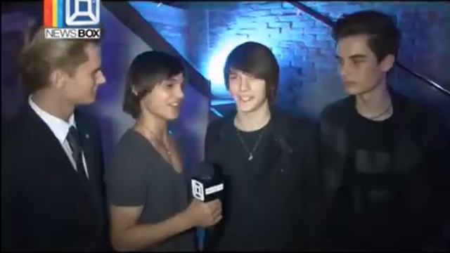 Герои в NEWSBOX_ДР Лены Князевой 2014/04/30 смотреть онлайн