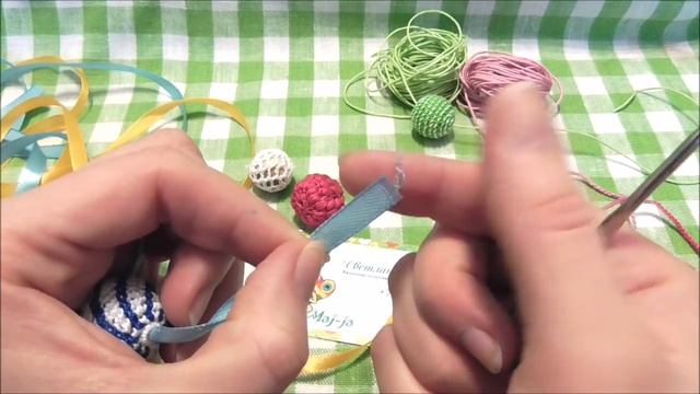 യ Слингобусы своими руками. На что нанизывать бусинки. 4 варианта. смотреть онлайн